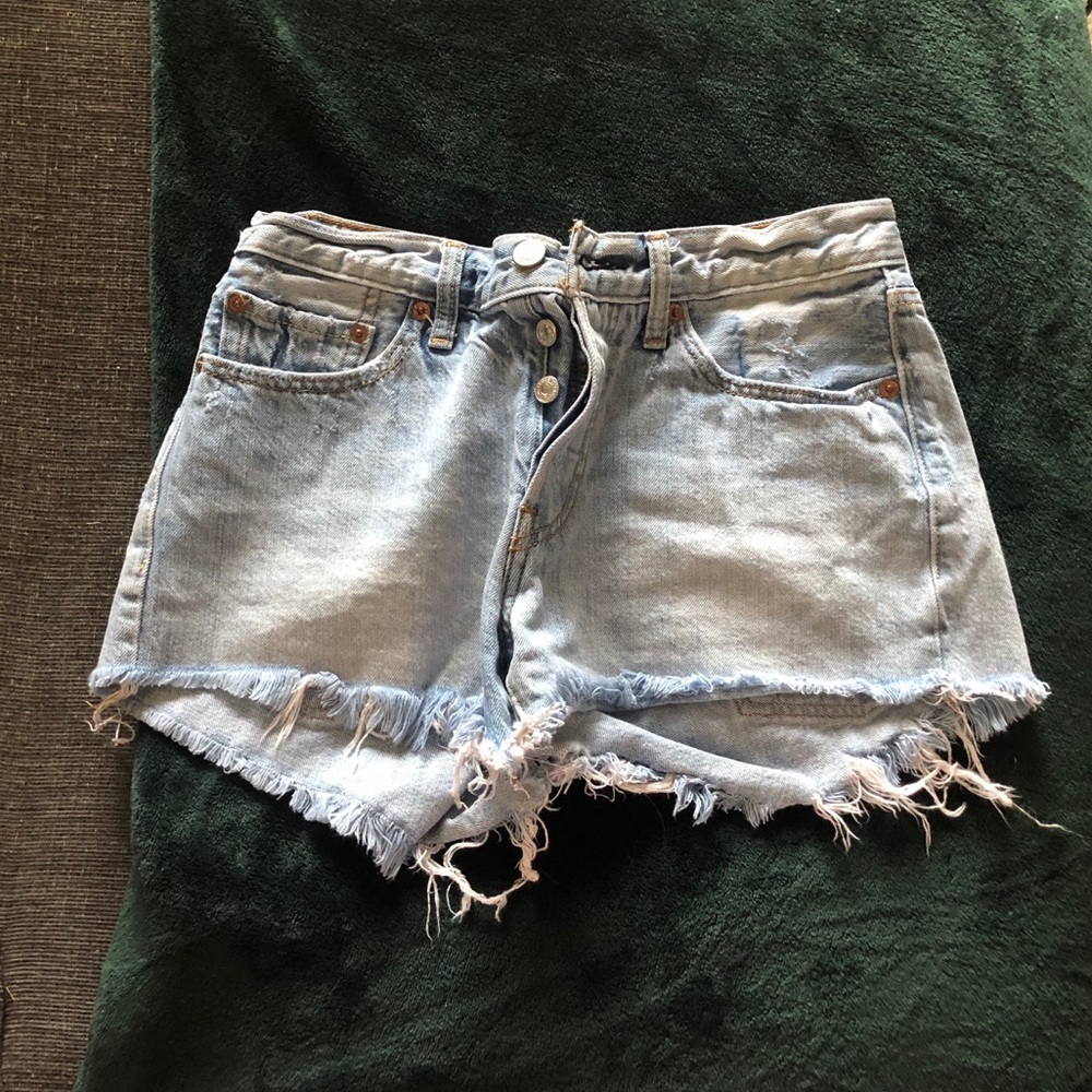 Levi’s shorts